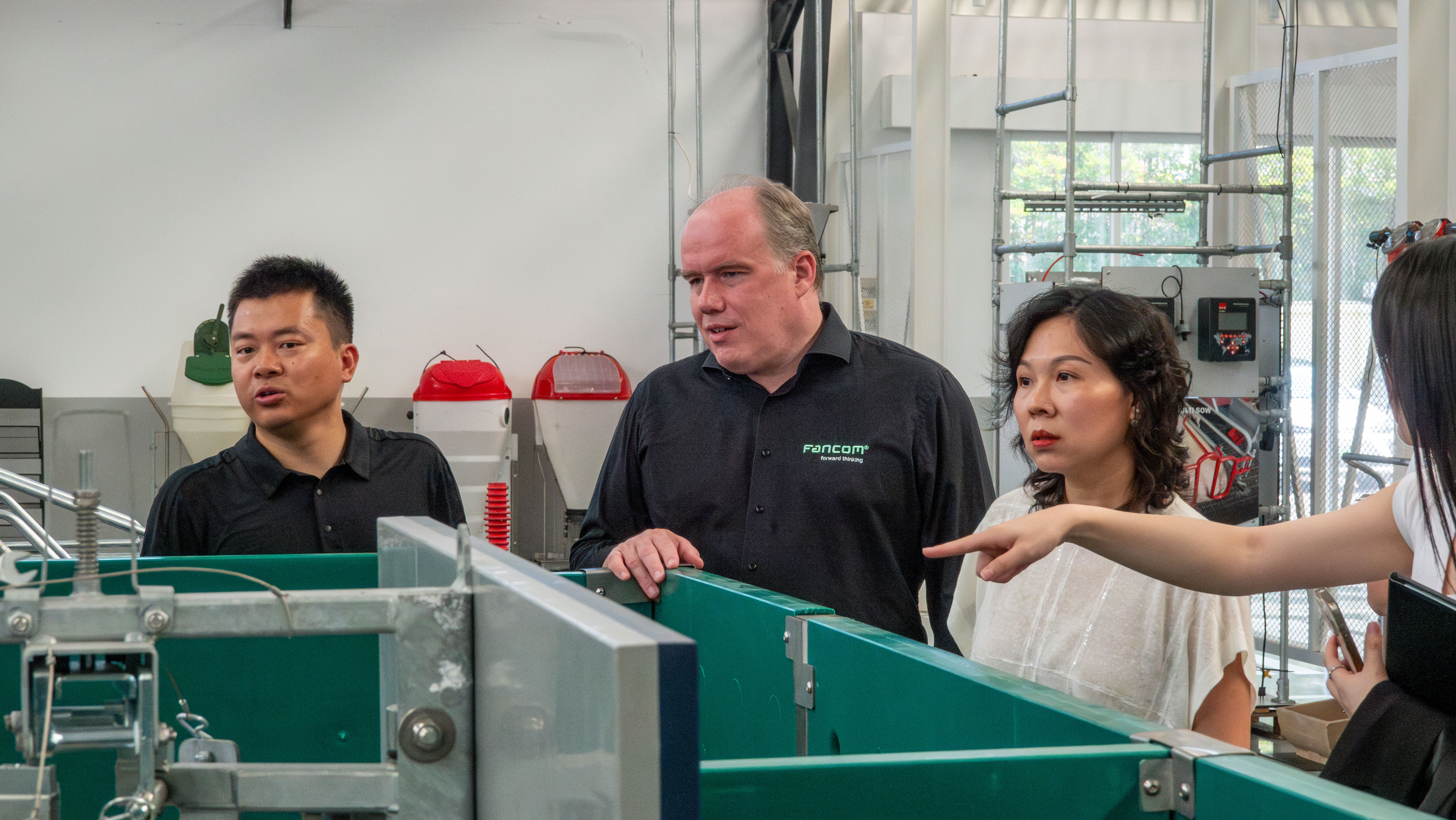 Mark Janssen, Head of Fancom Asia-Pacific, visited CP M&E Group to exchange cooperation